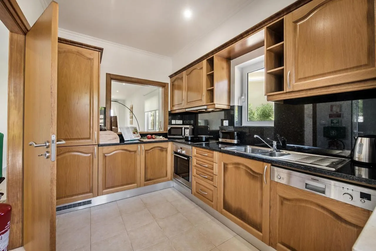 Gorgeous Two Bedroom Apartment In Carvoeiro Carvoeiro  Carvoeiro (Lagoa)